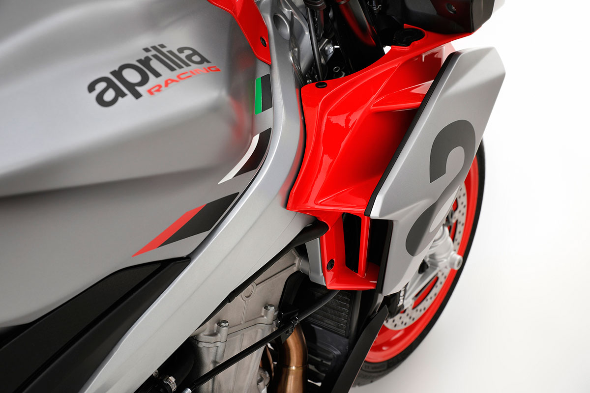 aprilia tuono 660 2