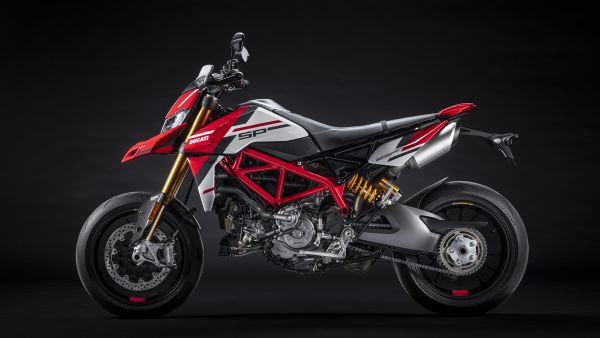 hypermotard-sp-my2021-02-gallery-1920x1080C7C8A250-5937-EB8D-9AA6-72DB31974970.jpg