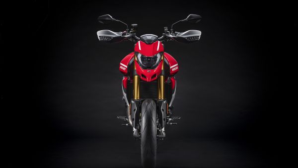 hypermotard-sp-my2021-05-gallery-1920x1080F373D90D-8D22-DA3C-FA45-BE21962BEFE8.jpg