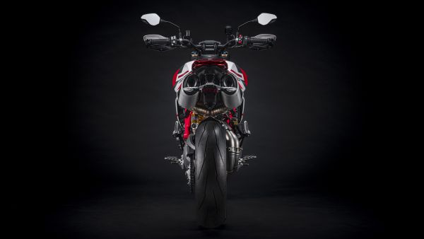 hypermotard-sp-my2021-06-gallery-1920x1080E63EC4C8-5237-711A-FE36-BDC8B7F3628F.jpg