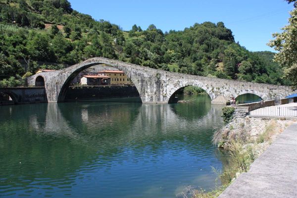 borgo-a-mozzano-ponte-del-diavolo-26B0E15C1-C49F-C9B2-CA5C-DA8B6804E7C5.jpg