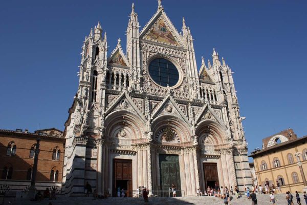 siena-duomo6076B304-D20A-3F11-9E20-BF18DB8B80BA.jpg