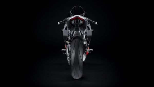 panigale-v4-sp2-02-studio-gallery-1920x1080572101F2-9729-241E-C66F-9C4A19D8F9C5.jpg