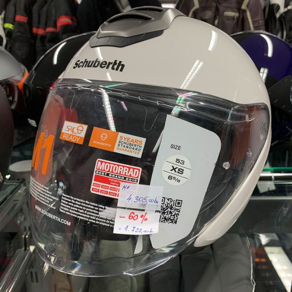 schuberth-m1-bijela-xs4f660878-90f1-ae8b-fdad-df637ba5aced9DF86058-29EB-48DC-9F9D-7528A80D4082.jpg
